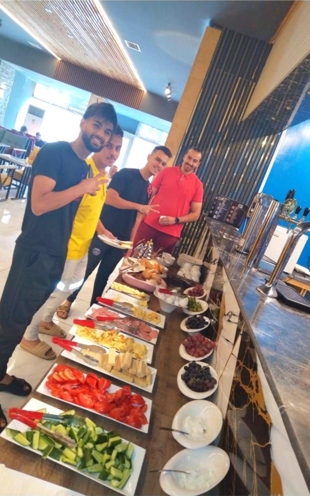 Ariva Center Hotel Xetai Баку Экстерьер фото